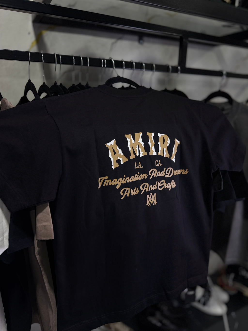 Playera Amiri