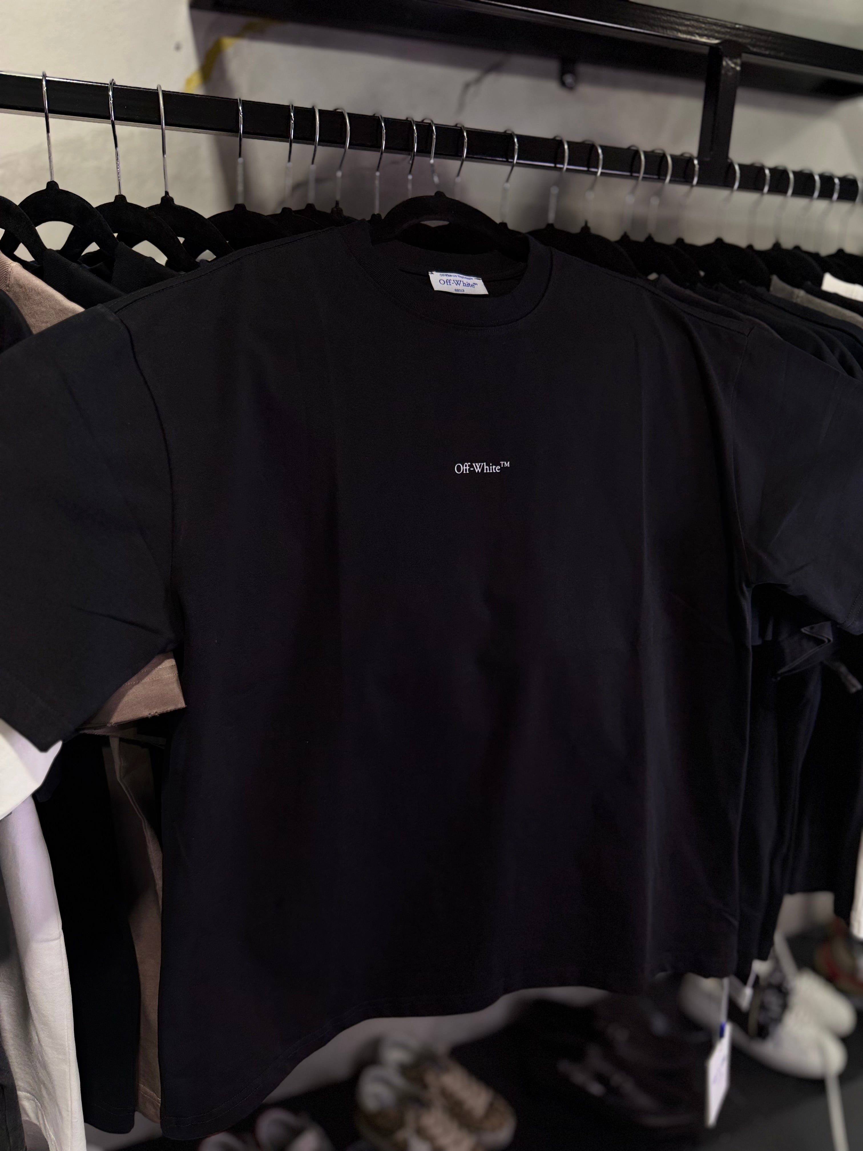 Playera Off White