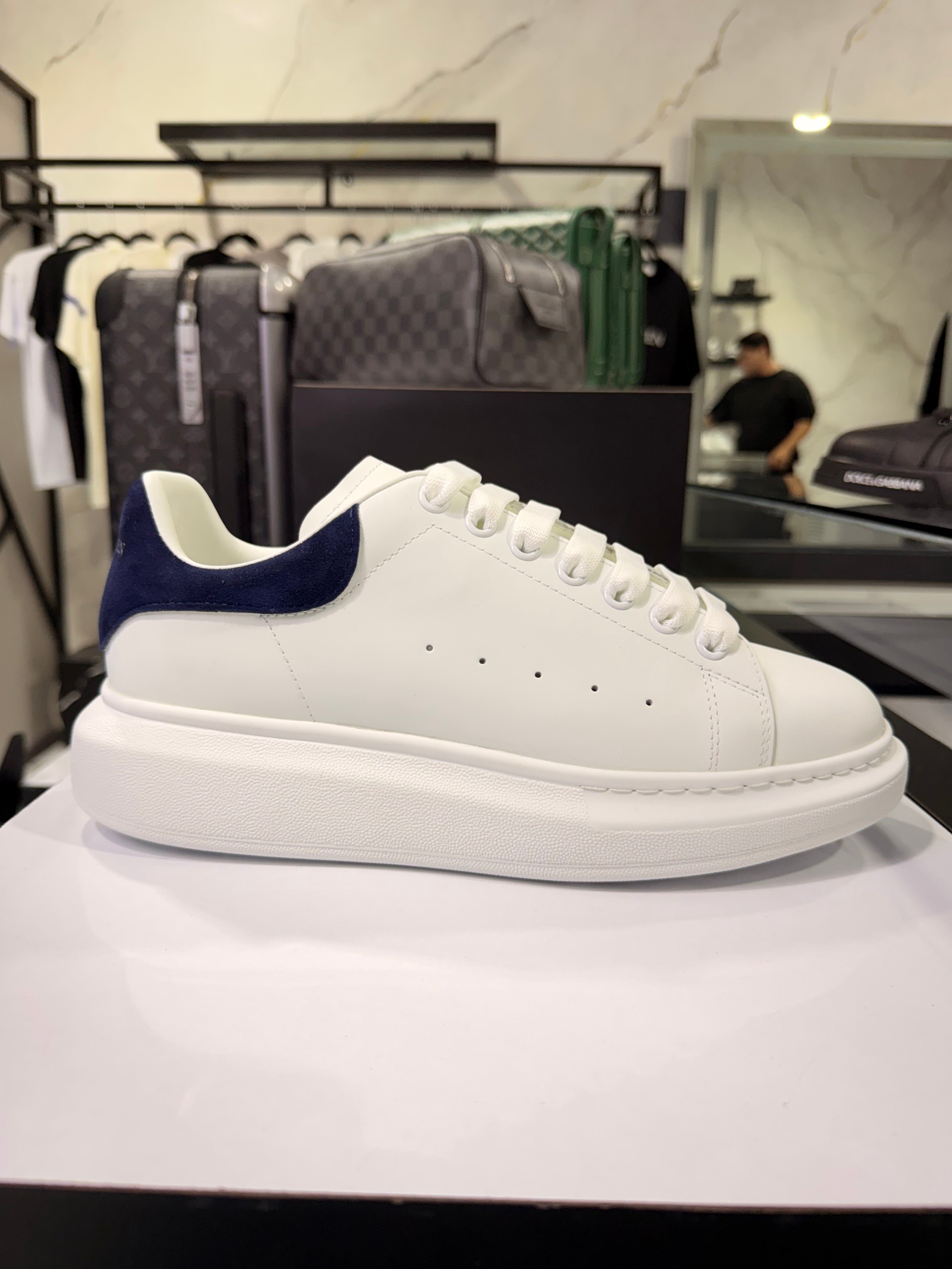Alexander Mcqueen