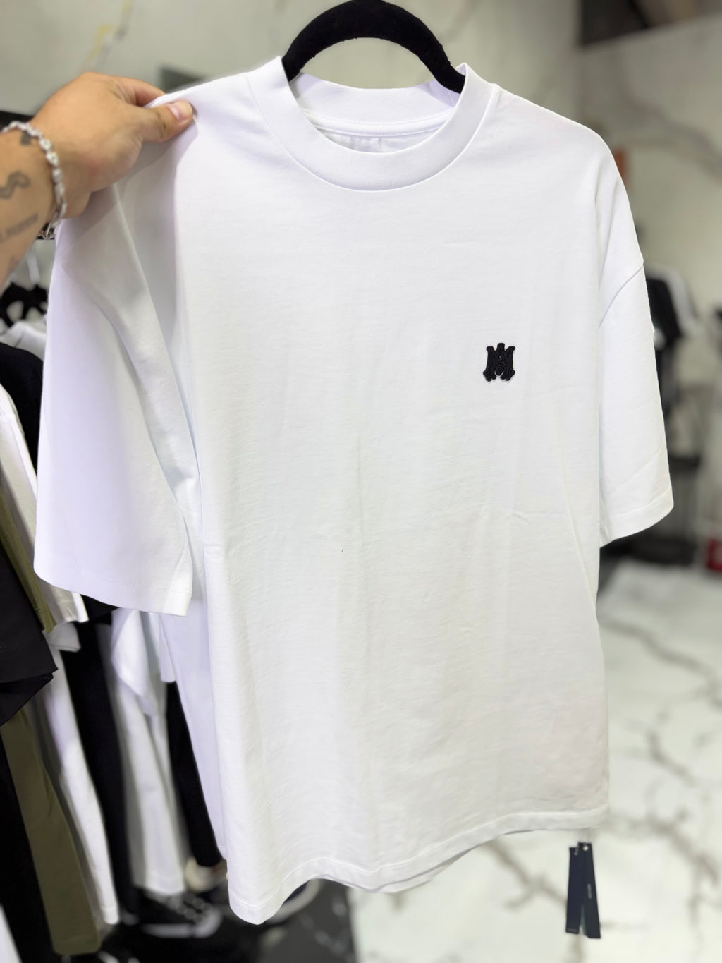 Playera Amiri