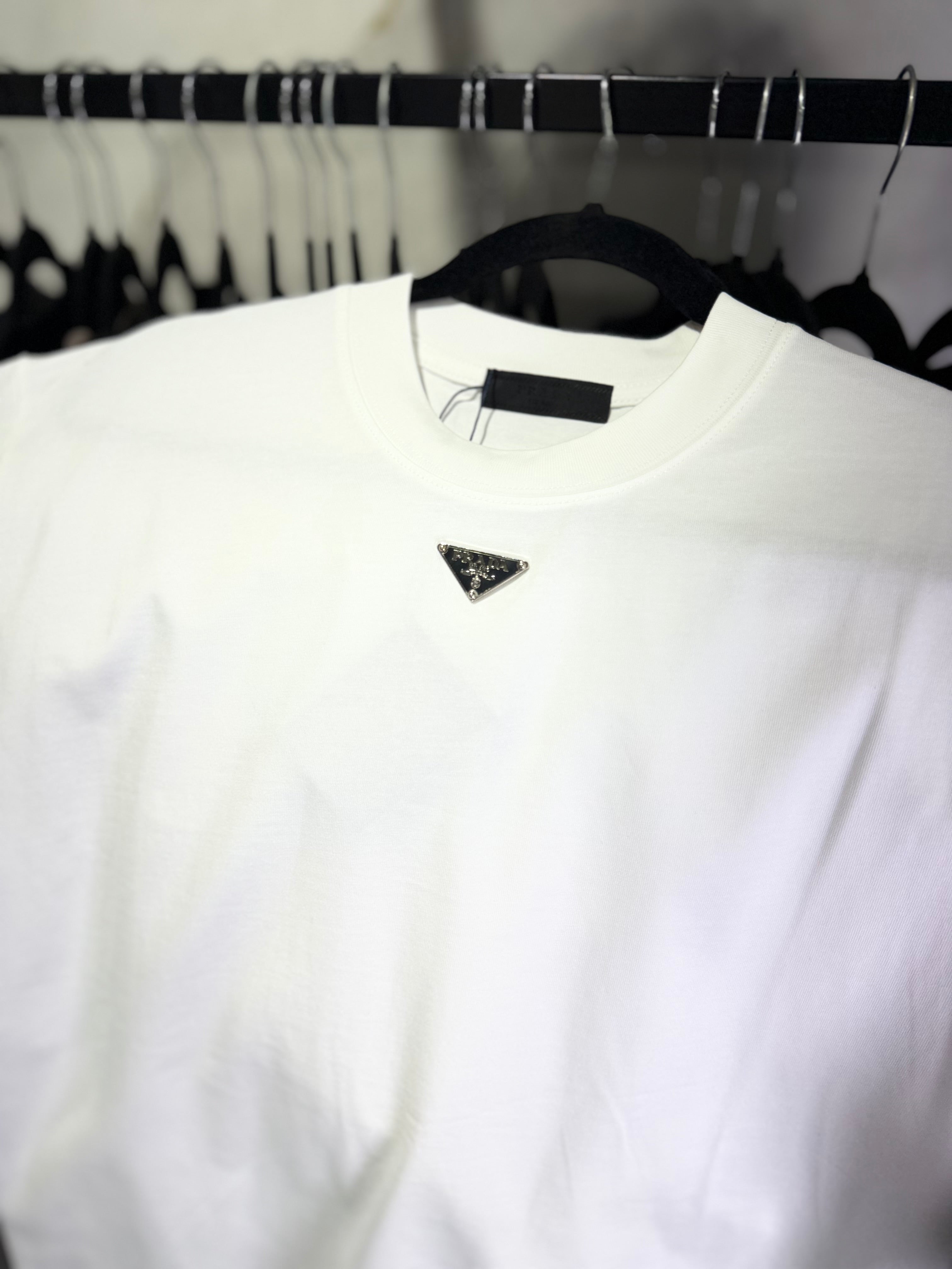 Playera Prada
