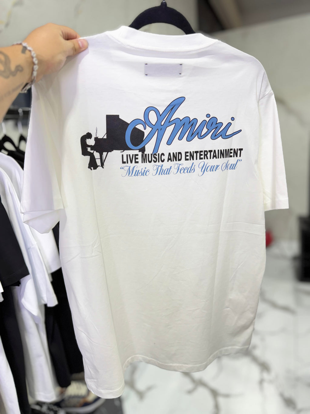 Playera Amiri