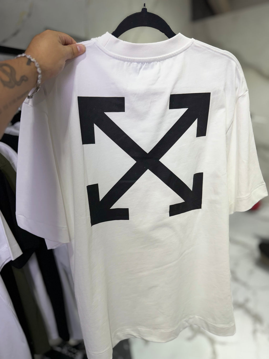 Playera Off White
