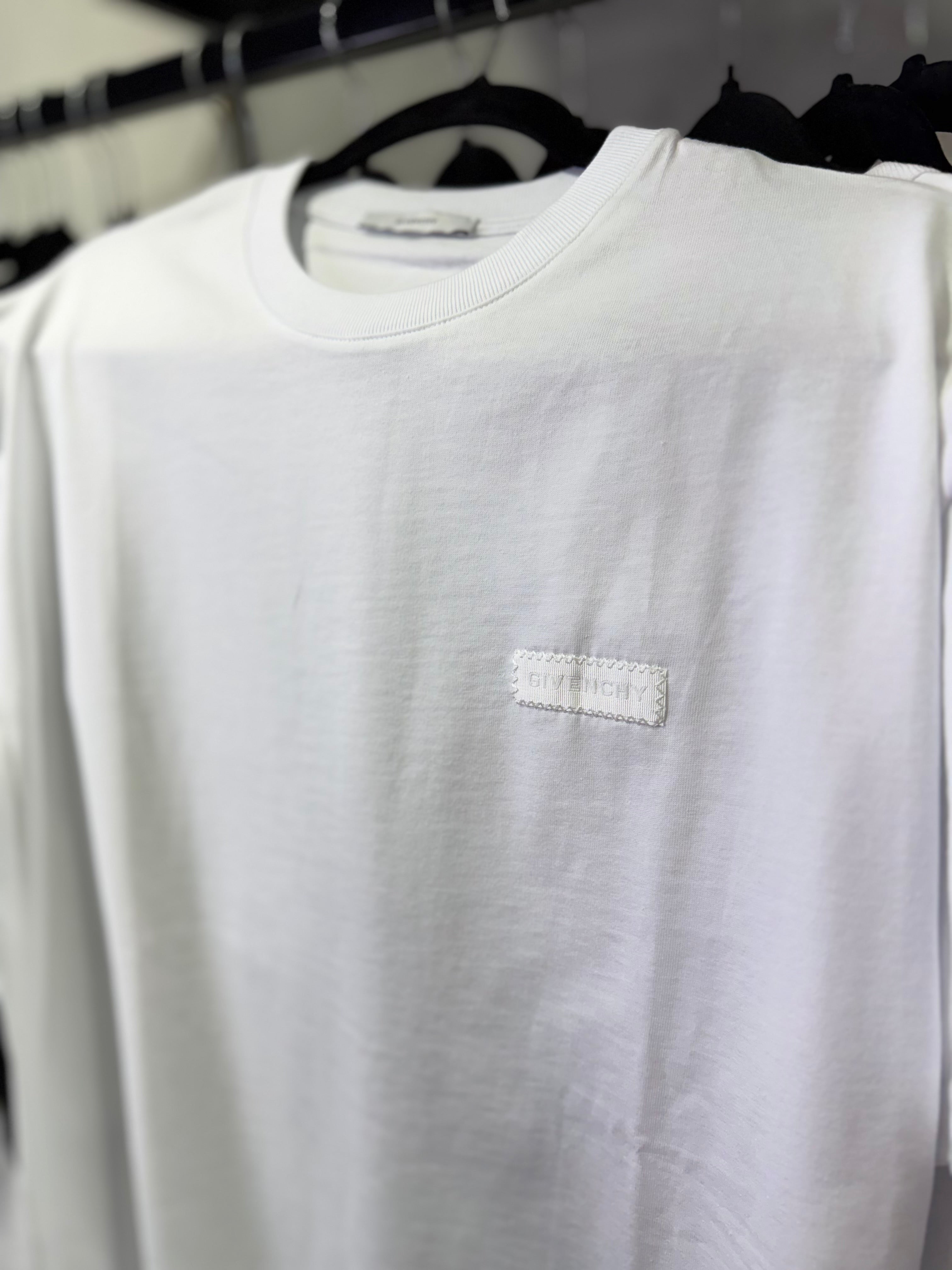 Playera Givenchy