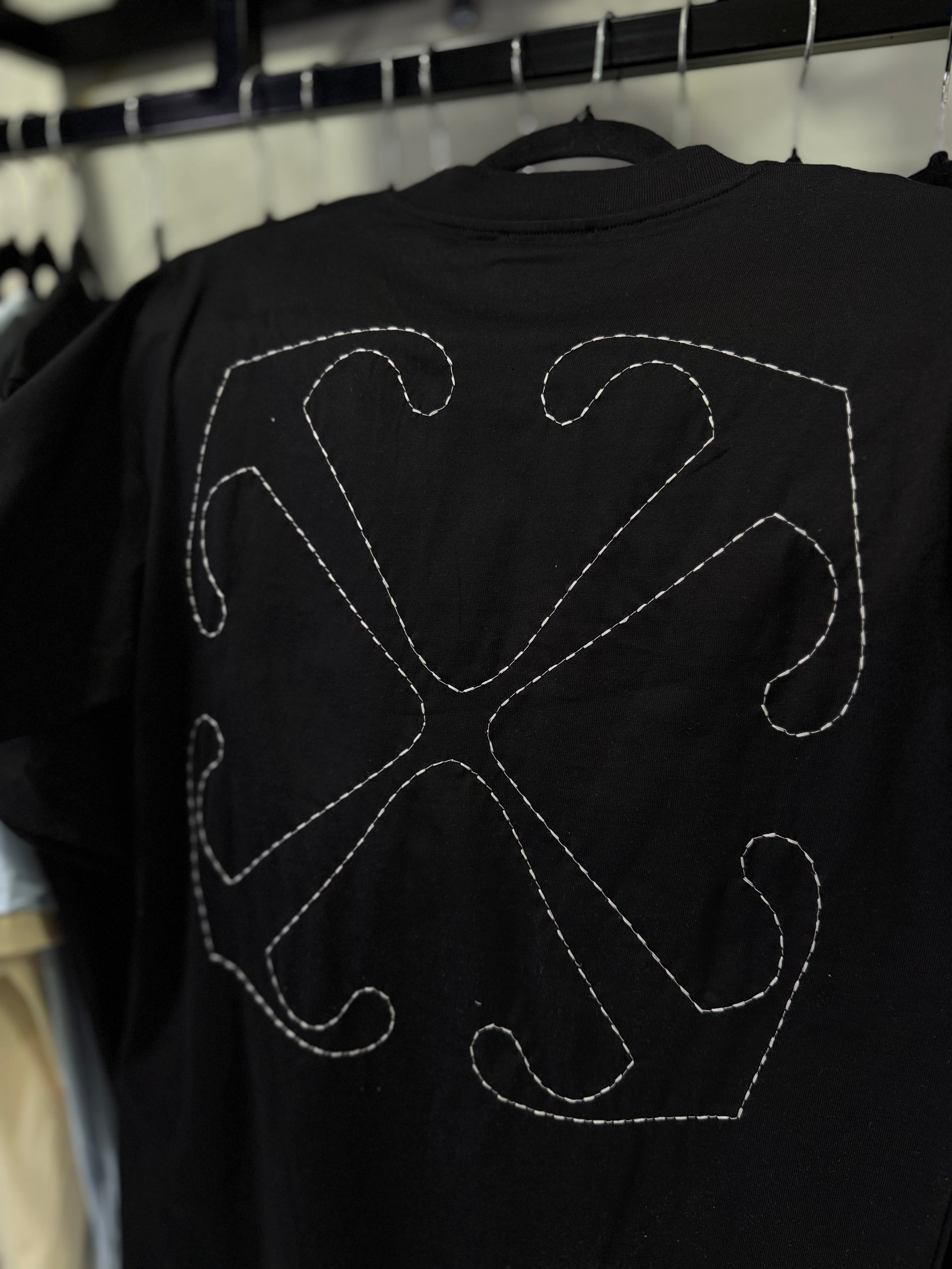 Playera Off White