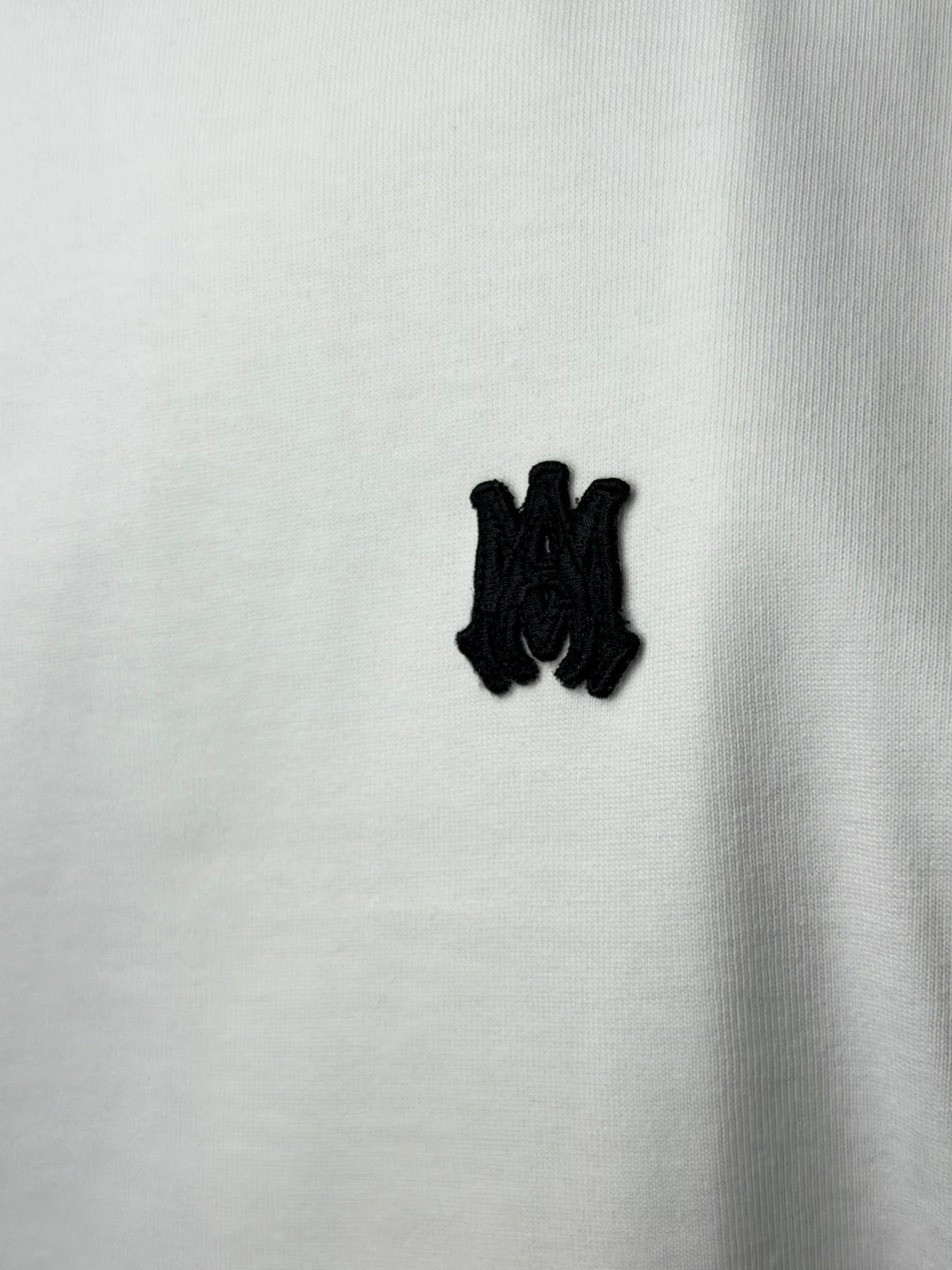 Playera Amiri