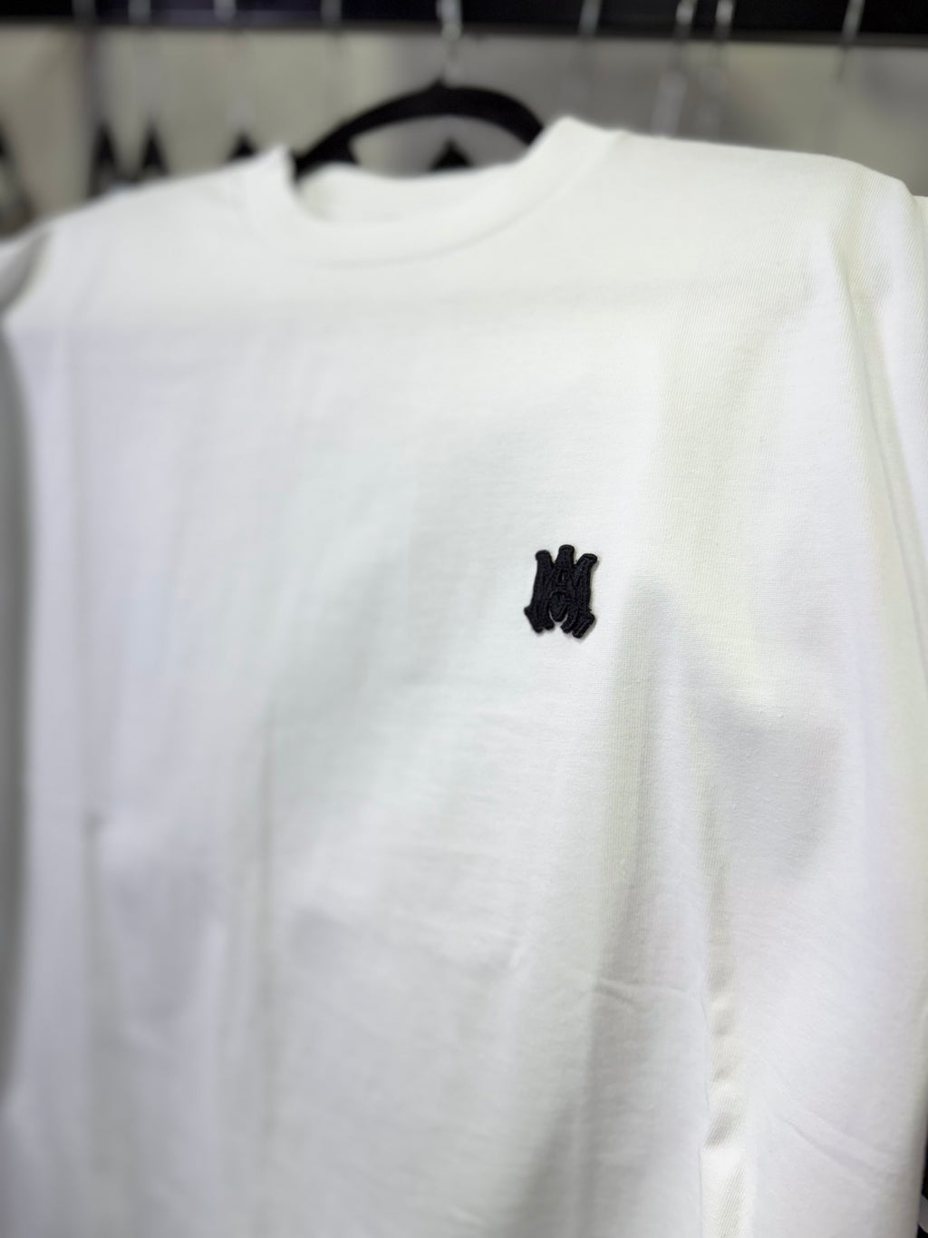 Playera Amiri