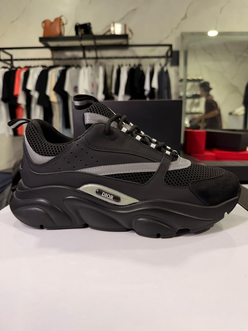 Dior B30