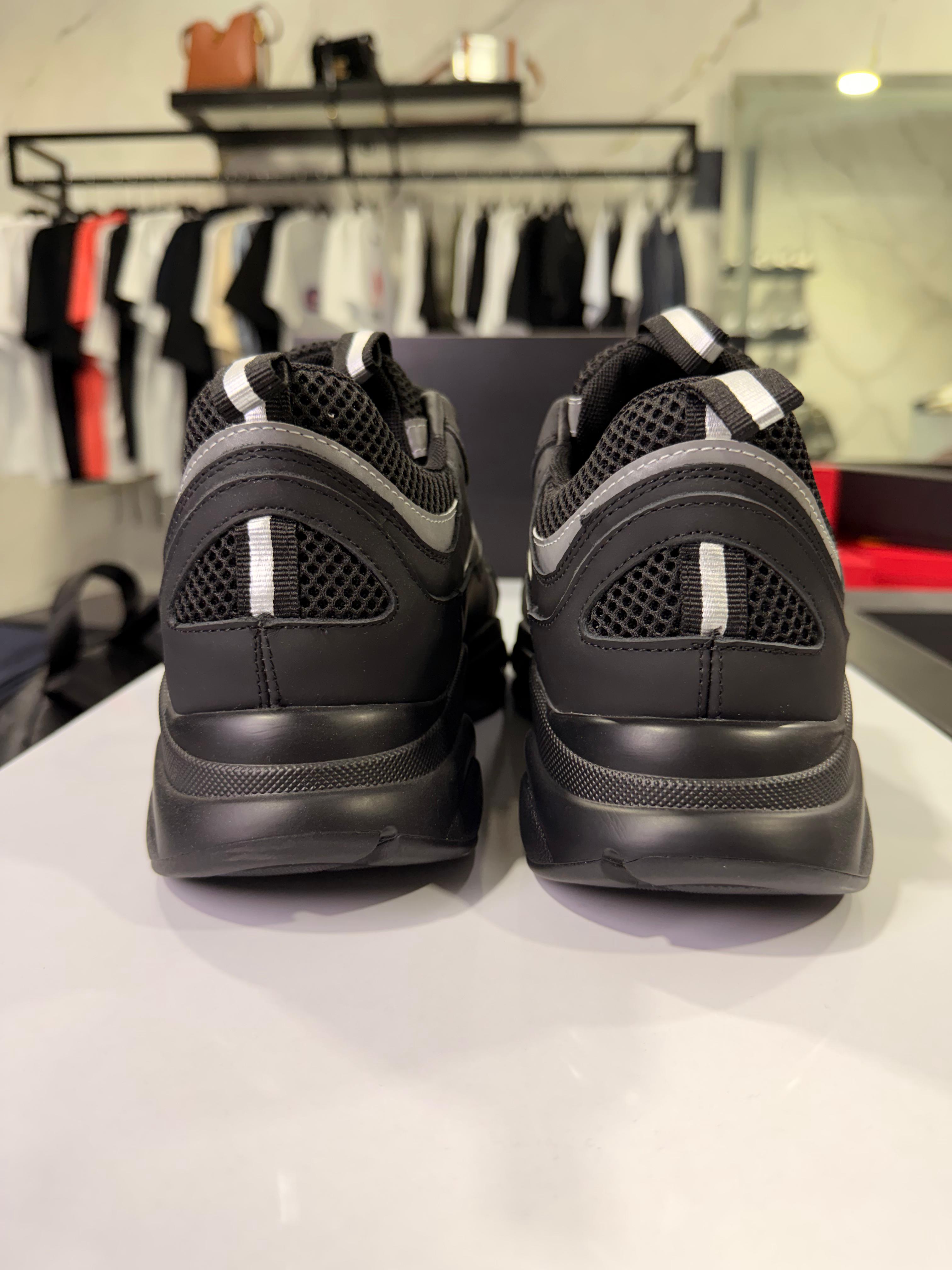 Dior B30