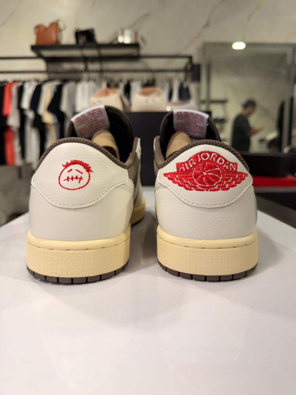 Jordan 1 x Travis Scott Reverse Mocha