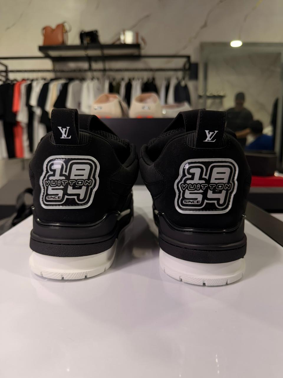 LV Skate